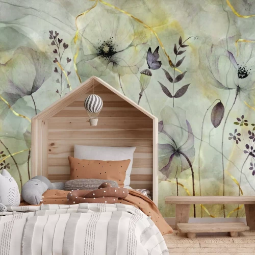 Fotobehang Delicate wilde klaprozen met gouden decoratie