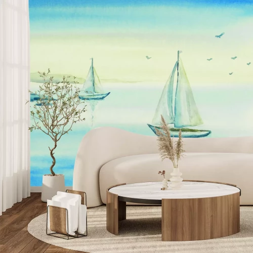 Fotobehang Schilderachtig meerlandschap met zeilboten en vogels