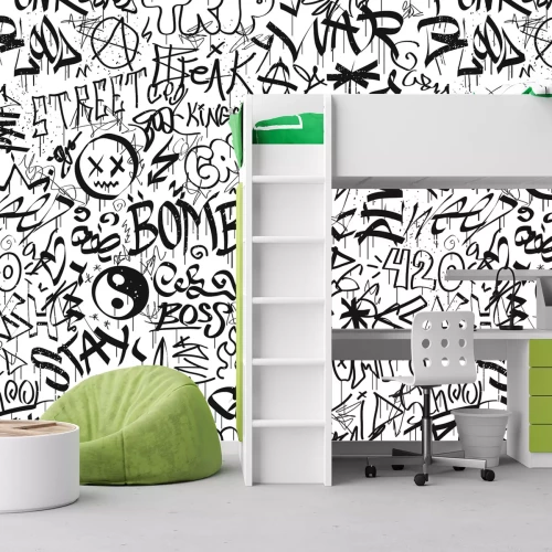 Fotobehang Monochrome graffiti met expressieve inscripties