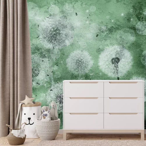 Fotobehang Groene achtergrond met delicate paardenbloemen