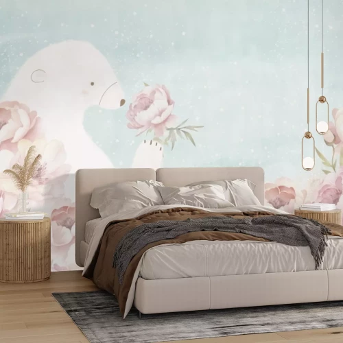 Fotobehang Teddybeer en roze bloemen op een blauwe achtergrond in aquarelstijl