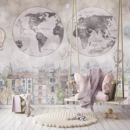 Fotobehang Een wereldkaart met kleurrijke ballonnen boven een pastelkleurige stad.