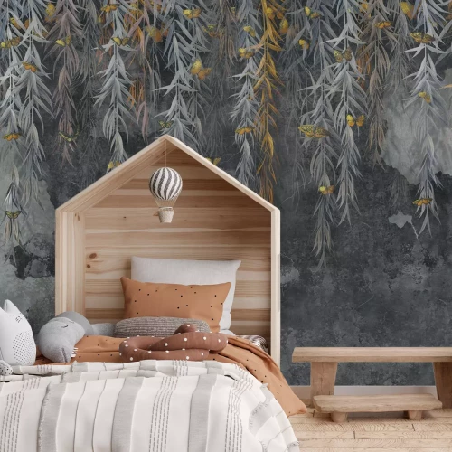 Fotobehang Wijnstokken hangen erboven en vlinders op een betonnen achtergrond