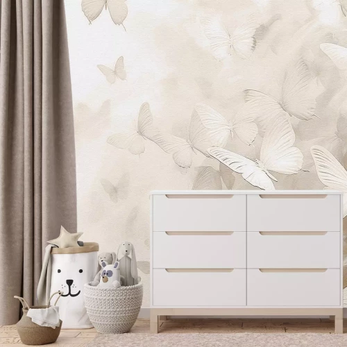 Fotobehang Minimalistisch patroon van witte en beige vlinders in monochrome stijl