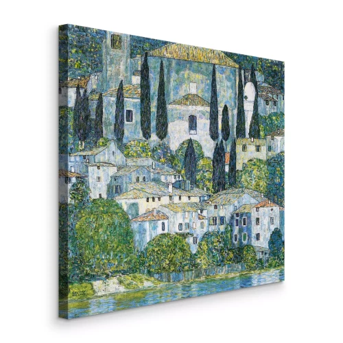 Canvas Schilderachtig uitzicht op de kerk tussen de mediterrane heuvels