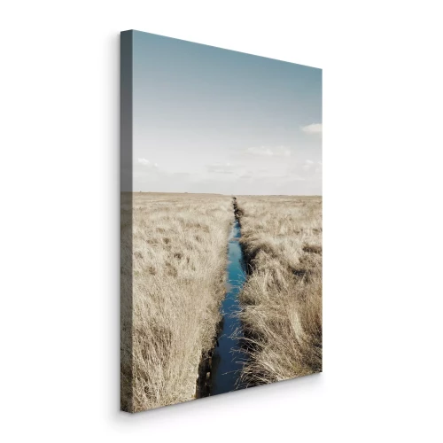 Canvas Rechte lijn van het kanaal in de droge steppe