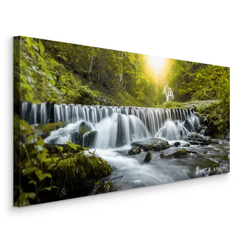 Canvas Een brede waterval met rotsen en stenen