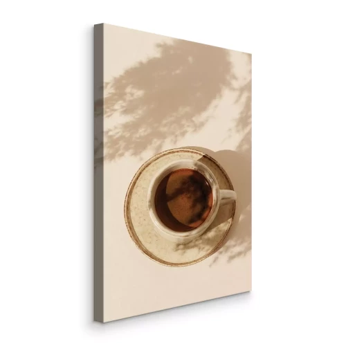 Canvas Een elegante keramische kop met aromatische koffie