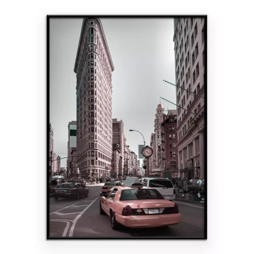 Poster Stadspanorama met roze auto