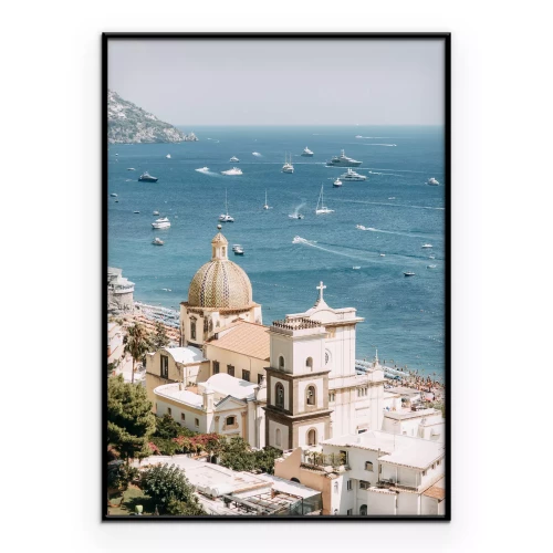 Poster Een mediterrane stad op een heuvel.