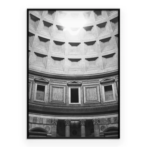 Poster Het oude interieur van de tempel in de koepel.