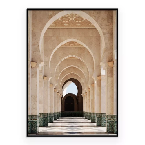 Poster Symmetrische arcaden verlicht door de zon.