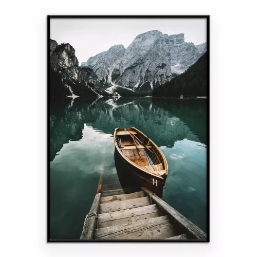 Poster Bergsee-Landschaft und ein Boot