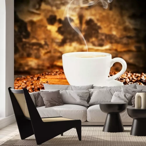 Fotobehang Gebrouwen koffie en gestrooide bonen