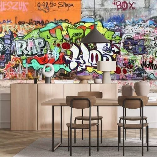 Fotobehang Lange muur beschilderd met graffiti