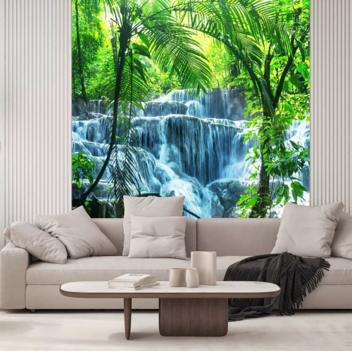 Fotobehang Tropische waterval en palmbomen