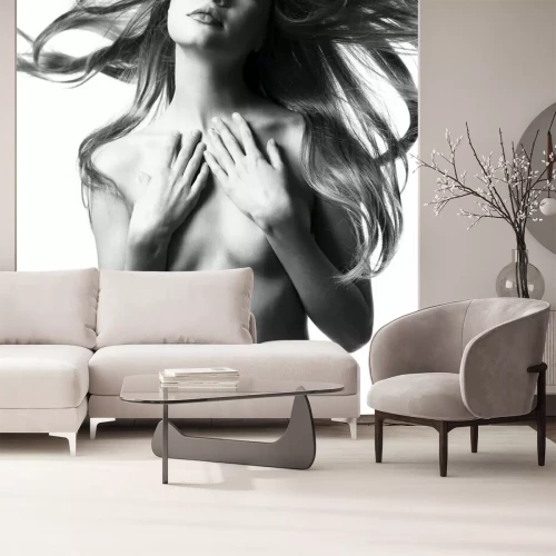 Fotobehang Zwart-wit naakt van een vrouw met lang haar