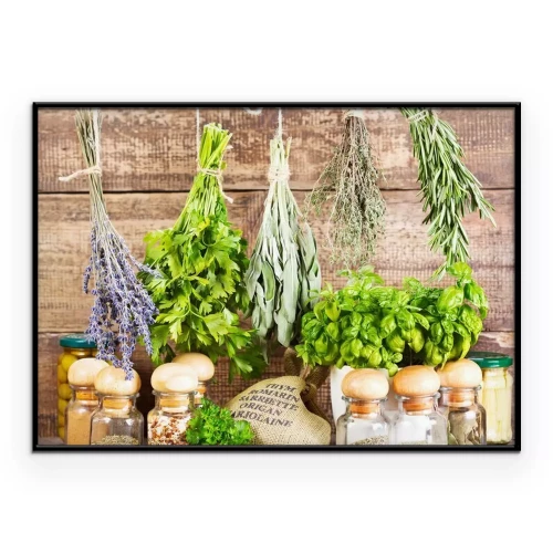 Poster Bosjes kruiden hangen aan een touwtje tegen een houten muur.