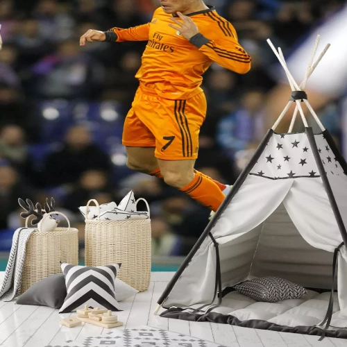 Fotobehang Cristiano Ronaldo tijdens een wedstrijd