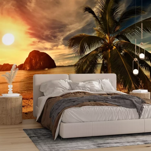 Fotobehang Uitzicht op tropisch strand in warme kleuren