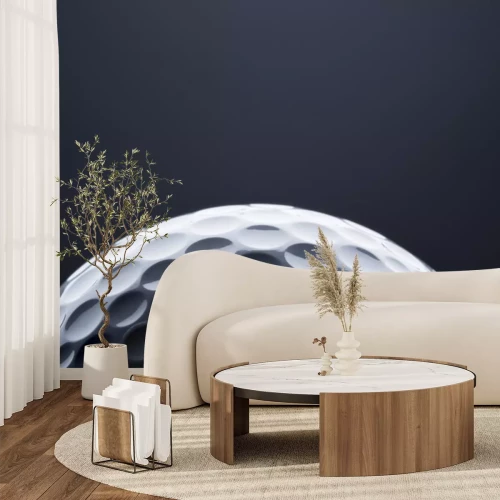 Sticker Macro golfbal op donkerblauwe achtergrond, ruimte voor tekst.