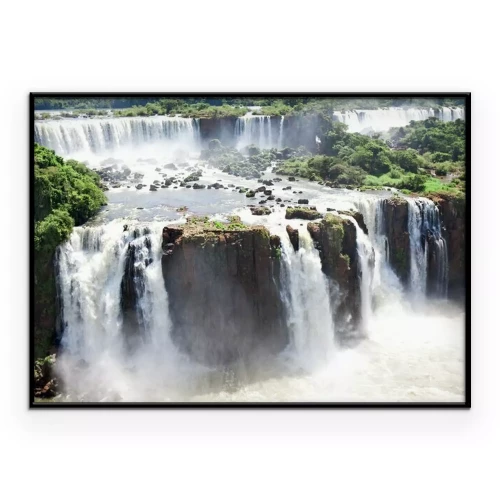 Poster Een breed panorama van monumentale watervallen.