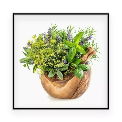 Poster Houten vijzel met aromatische kruiden en specerijen.