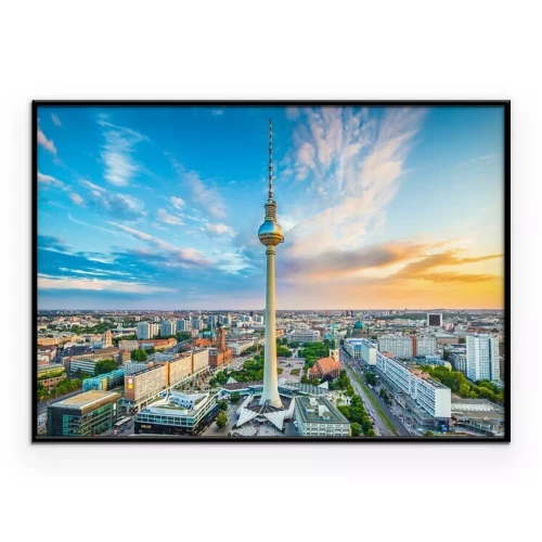 Poster Het panorama van Berlijn met de televisietoren op een heldere dag.