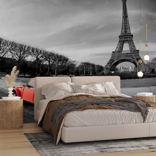 Fotobehang Retro rode auto op de achtergrond van Parijs