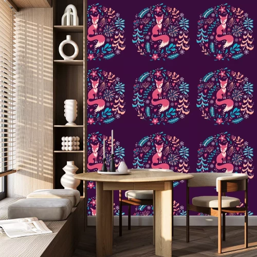 Behang Vos tussen planten op kastanjebruine achtergrond