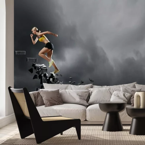 Fotobehang Een meisje rent de trap op