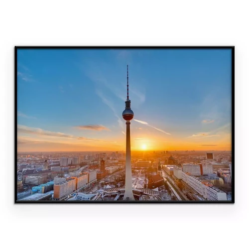 Poster Mooie zonsondergang met de televisietoren bij de Alexanderplatz in Berlijn