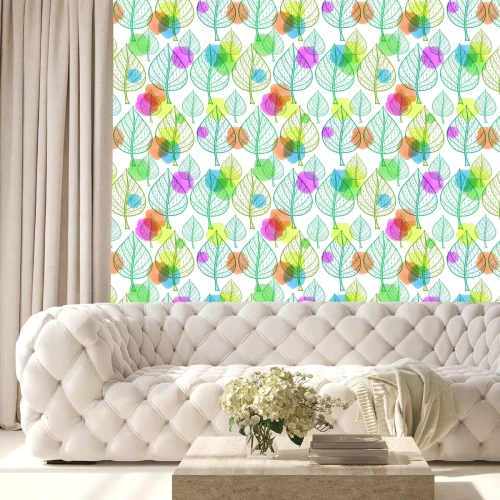 Behang naadloze patroon van bladeren en aquarel vlekken op een witte achtergrond