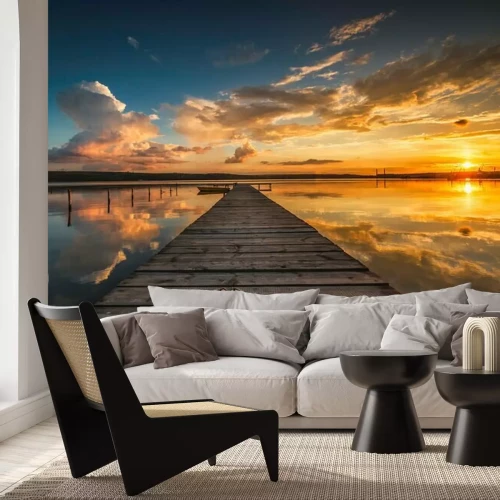 Fotobehang Zonsondergang over het meer met een houten pier