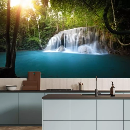 Fotobehang Tropische natuur bij een waterval