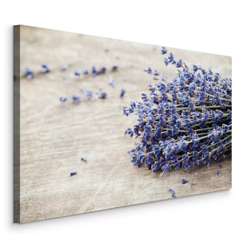 Canvas Lavendeltakjes op een houten aanrecht