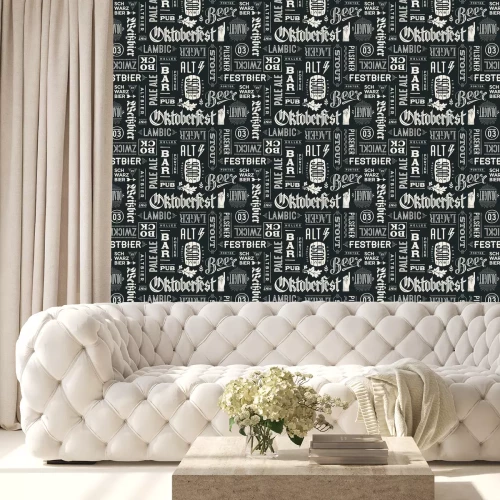 Behang Naadloos patroon met soorten bier en met de hand getekende letters voorzien voor Oktoberfest Beer Festival. Vintage tekening voor placemat, bar menu, t-shirt print en bier thema's. vector Illustration