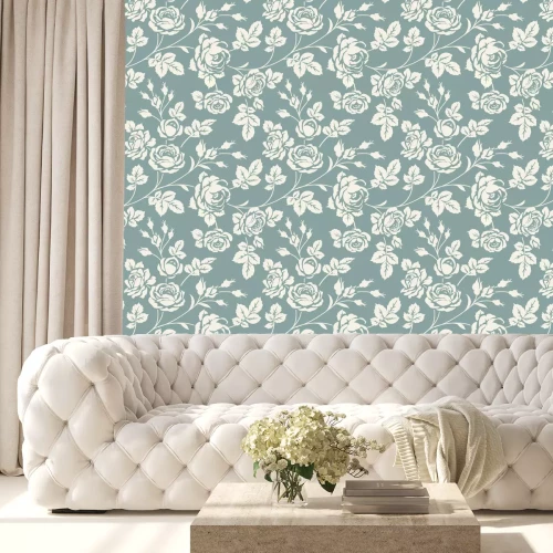 Behang Rozen wit op een lichtblauwe achtergrond