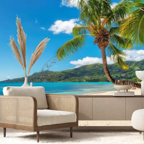 Fotobehang Tropisch palmbomenlandschap op een strand op de Seychellen