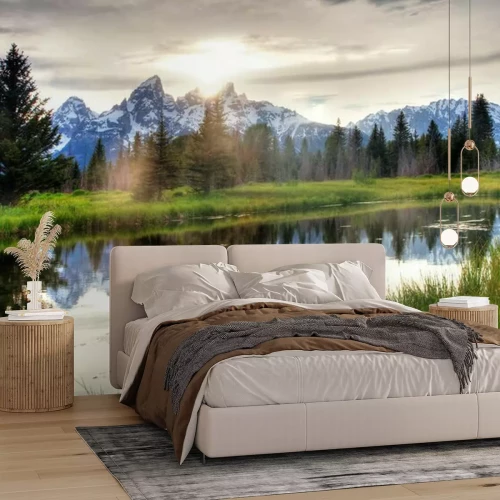 Fotobehang Bergen weerspiegeld in het meer