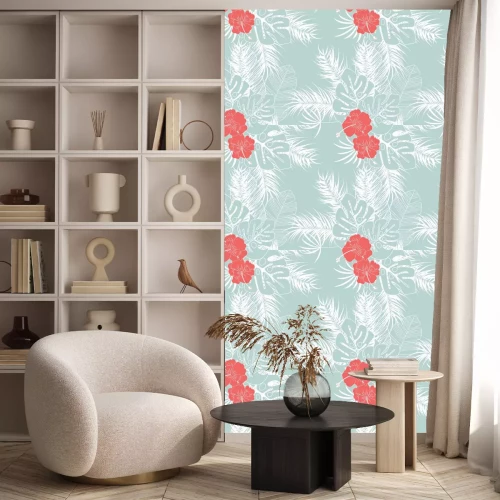 Behang Zomer naadloze tropische patroon met monstera palmbladeren en bloemen op blauwe achtergrond