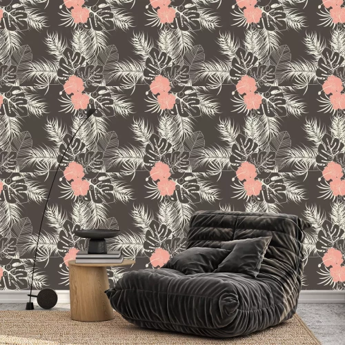 Behang Zomer naadloos tropisch patroon met monstera palmbladeren, planten en bloemen op bruine achtergrond