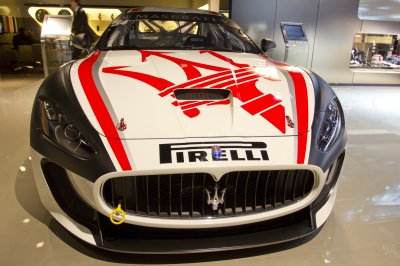 Fotobehang Paris Motor Show 2010 in Parijs, toont Maserati GranTurismo Stradale GT