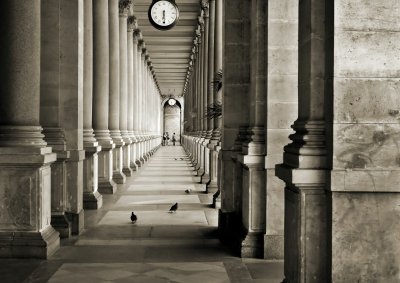 Fotobehang Tunnel met pilaren