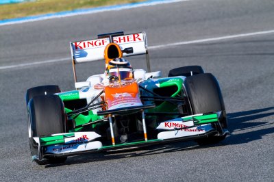 Fotobehang Groene formule 1-auto