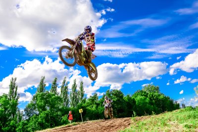 Fotobehang Motocross ruiter op de race