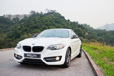 Fotobehang BMW 220i 2014 Sedan, all new series, small sedan 