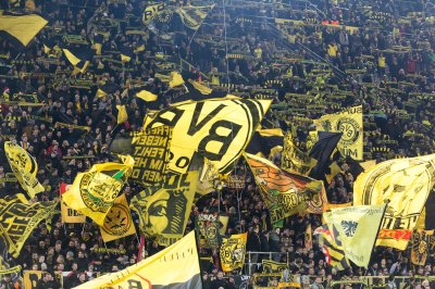 Fotobehang Dortmund-fans op de tribune