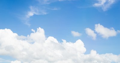 Fotobehang Landschap met blauwe lucht