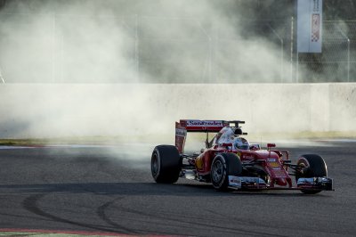 Fotobehang Driver Sebastian Vettel. Ferrari. Formula One Test Days op het Circuit de Catalunya. Montmelo, Spanje. 2 maart 2016